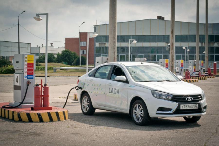  Lada Vesta CNG Предсерийная (GFL) 2015 года  (фото 3 из 20)